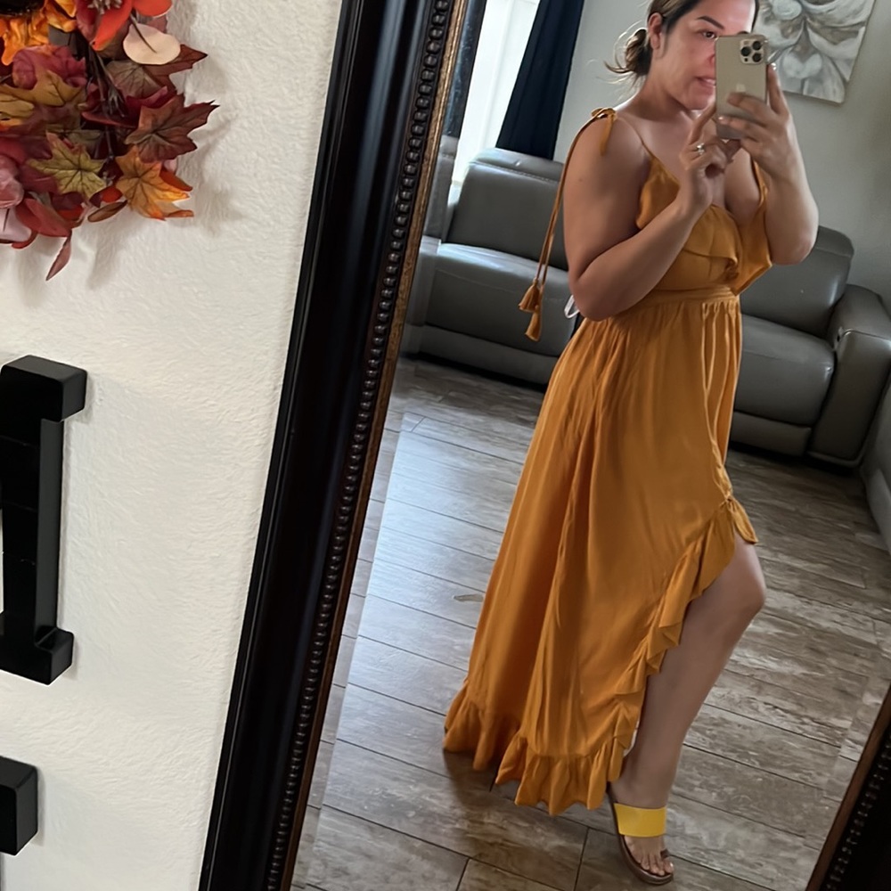 Dress - Picture 3 of 7